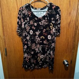 Maurices floral tee